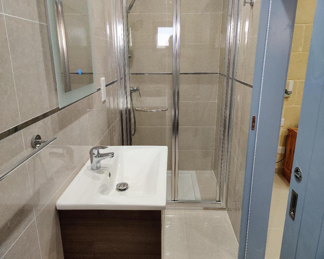 Country Inn Саннат Экстерьер фото